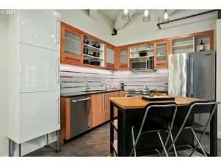 Photo #4: 21466558 Listing 