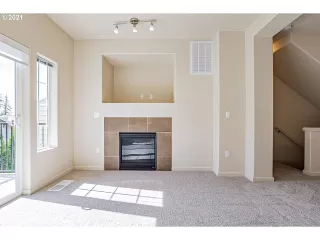 Photo #2: 21466578 Listing 