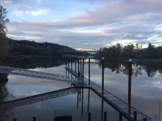 Photo #3: 21467336 Listing