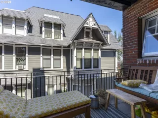 Photo #4: 21467679 Listing