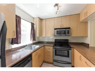 Photo #2: 21467758 Listing 