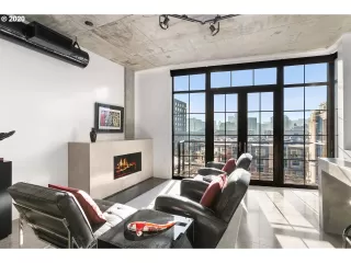 Photo #1: 21468824 Listing