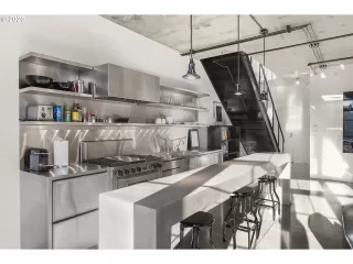 Photo #4: 21468824 Listing