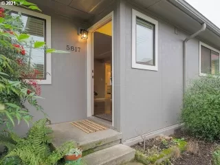 Photo #2: 21469777 Listing