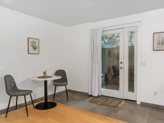 Photo #6: 21470072 Listing 