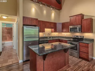 Photo #3: 21470596 Listing 