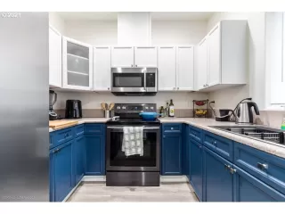 Photo #2: 21470778 Listing