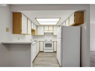 Photo #1: 21470996 Listing