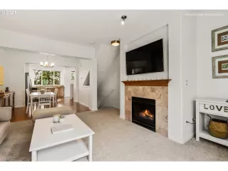 Photo #6: 21471593 Listing 