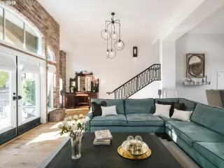 Photo #4: 21471683 Listing 