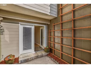 Photo #2: 21471907 Listing