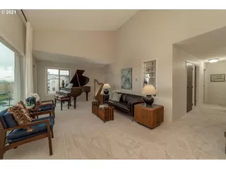 Photo #2: 21472086 Listing 