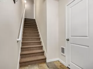 Photo #3: 21472208 Listing