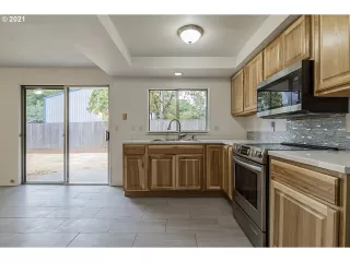 Photo #6: 21472453 Listing 