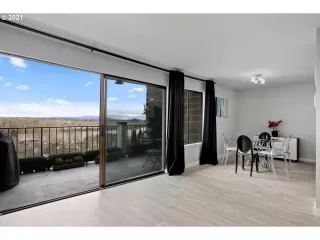 Photo #6: 21473426 Listing 