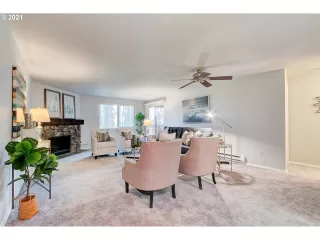 Photo #4: 21473483 Listing