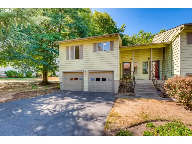 MLS: 21473643 Condo For Sale