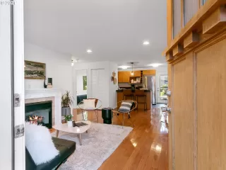 Photo #3: 21475187 Listing 