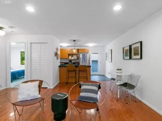 Photo #4: 21475187 Listing 