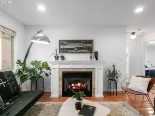 Photo #5: 21475187 Listing 