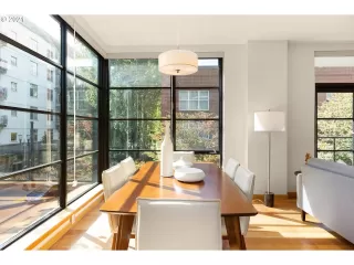 Photo #4: 21475728 Listing