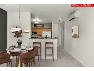 Photo #5: 21475758 Listing