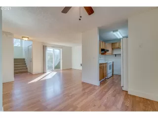 Photo #3: 21475967 Listing 