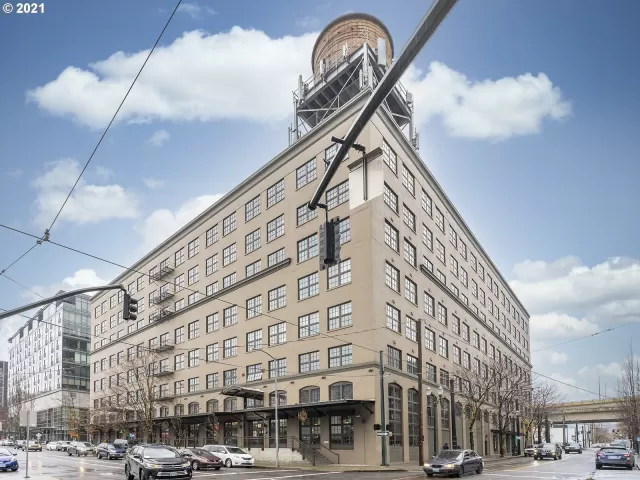 MLS: 21478219 Condo For Sale