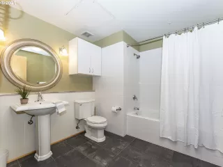 Photo #5: 21478219 Listing 