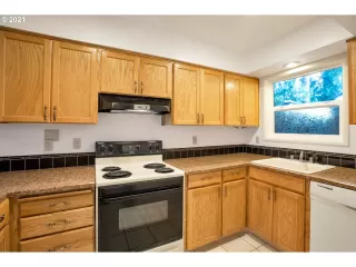 Photo #4: 21478742 Listing 