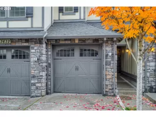 Photo #1: 21480196 Listing