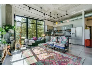 Photo #5: 21481582 Listing 