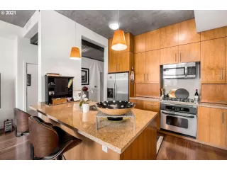 Photo #1: 21481609 Listing 