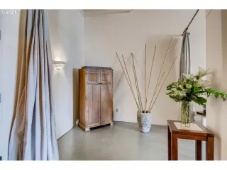 Photo #4: 21481716 Listing 