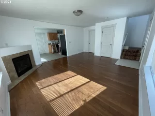Photo #4: 21482083 Listing 