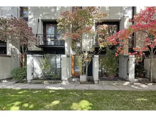 Photo #2: 21482502 Listing