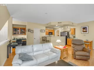 Photo #2: 21483377 Listing