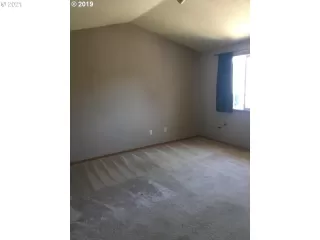 Photo #2: 21483768 Listing