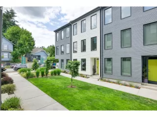 Photo #1: 21484185 Listing