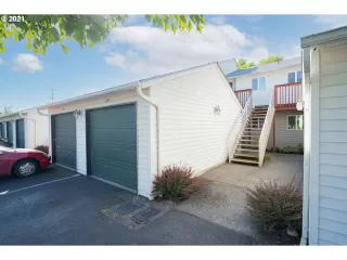 Photo #1: 21484203 Listing