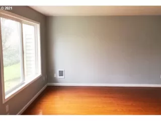 Photo #1: 21484227 Listing