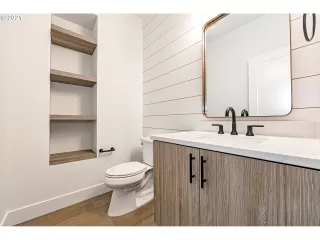 Photo #6: 21484292 Listing