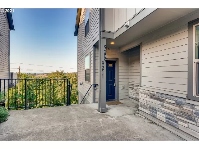 MLS: 21484709 Condo For Sale