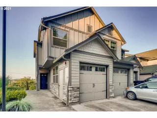 Photo #1: 21484709 Listing