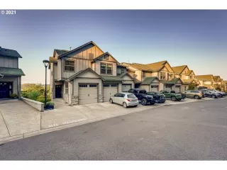 Photo #4: 21484709 Listing