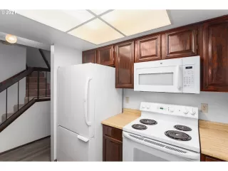 Photo #3: 21484935 Listing 