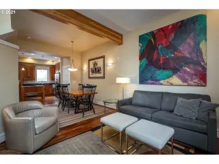 Photo #5: 21485723 Listing 