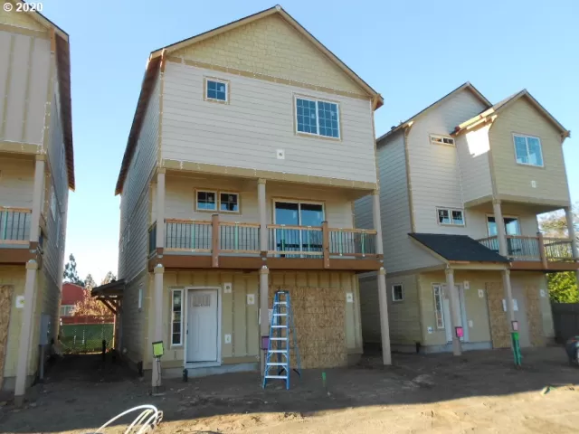 MLS: 21486416 Condo For Sale