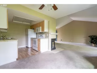 Photo #2: 21488029 Listing