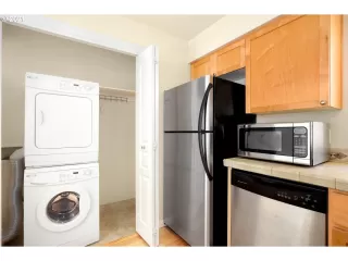 Photo #2: 21488859 Listing